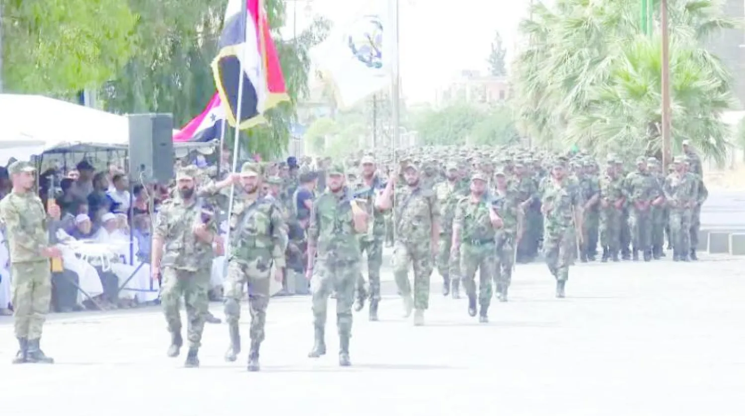 Dera’nın doğusundaki Busra eş-Şam’da Hmeymim tarafından desteklenen Sekizinci Tugay’daki gruplar için verilen askeri bir kurs (Ahrar Horan)