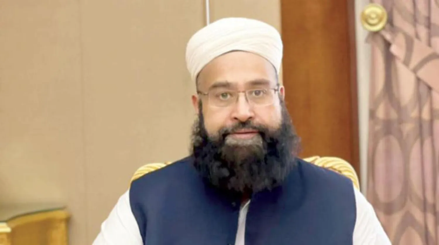 Chairman of the Pakistan Ulama Council, Special Representative of the Prime Minister for Interfaith Harmony and Middle East Affairs, Sheikh Tahir Ashrafi (Asharq Al-Awsat)