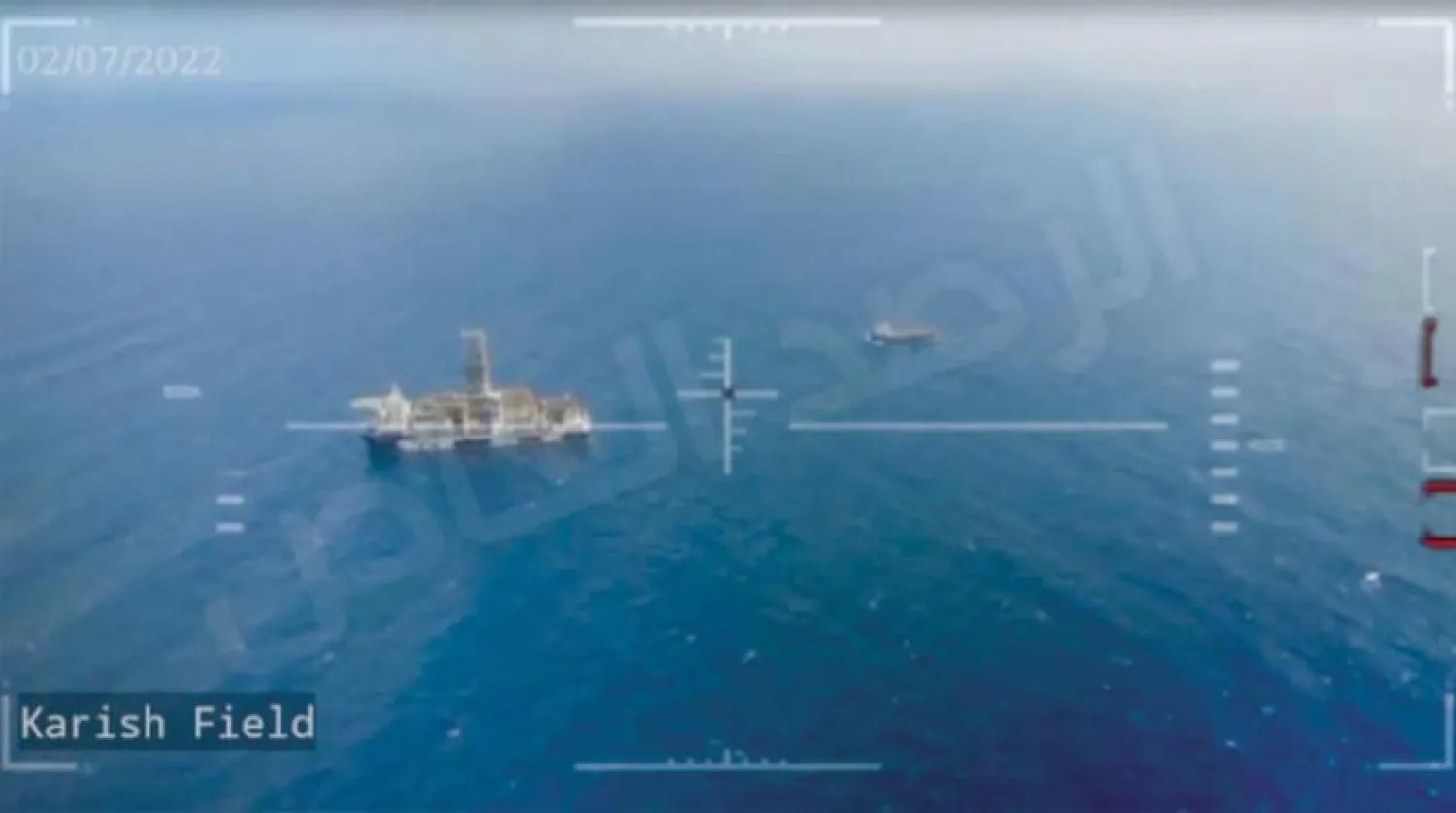 لبنان اور اسرائیل کے درمیان کریش فیلڈ کے قریب ڈرلنگ جہاز "انرجین" کی حزب اللہ میڈیا کی طرف سے نشر کی گئی تصویر دیکھی جا سکتی ہے (اے ایف پی)