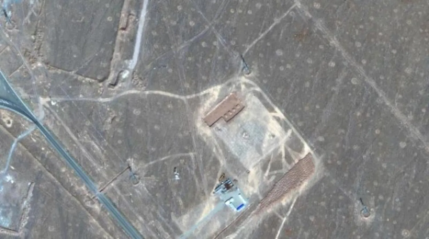 صورة بالأقمار الصناعية التقطتها شركة «ماكسار تكنولوجيز» لمنشأة «فوردو» لتخصيب الوقود شمال شرقي إيران (أرشيفية - أ.ف.ب)