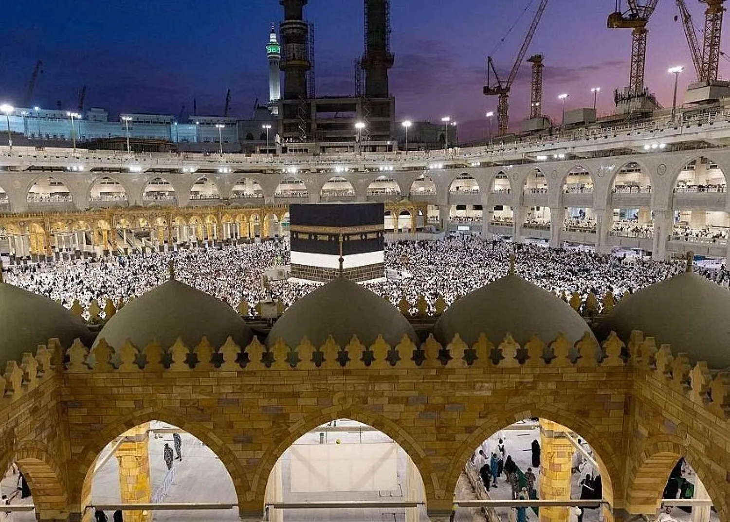 Worshippers perform Eid al-Adha prayers at the Grand Mosque in Makkah. (SPA)
