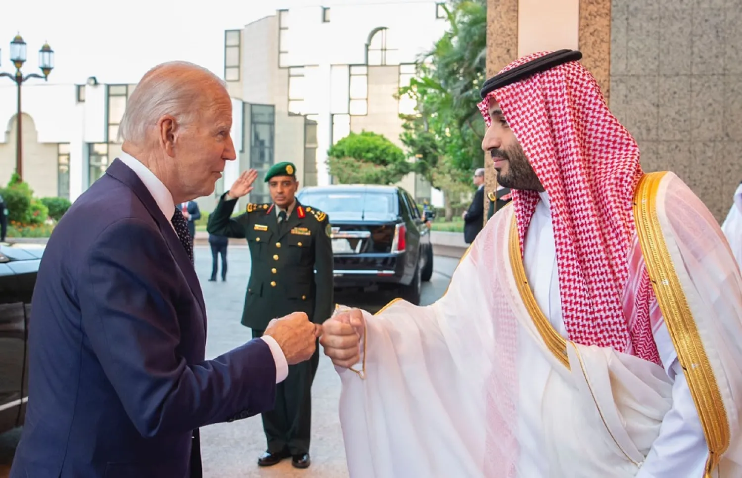 Crown Prince Mohammed bin Salman welcomes US President Joe Biden at the al-Salam Palace in Jeddah. (SPA)