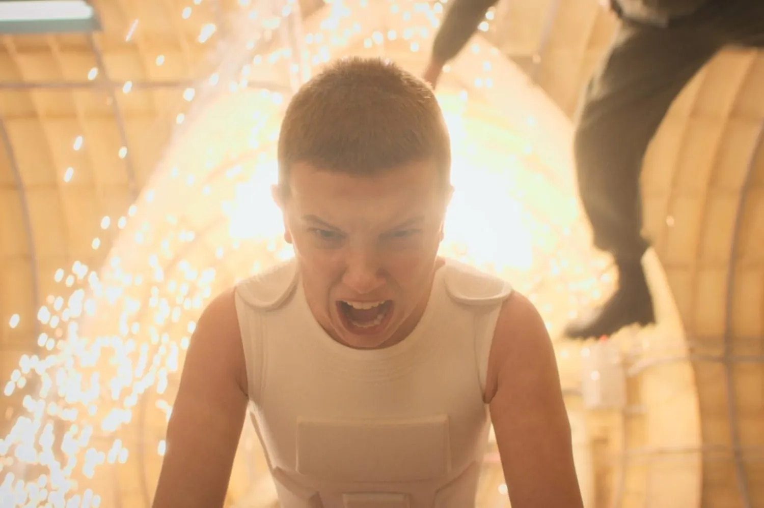 Stranger Things'in baş karakterlerinden Eleven, telekineziyi bir kez daha popüler bir konu haline getirdi (Netflix)

