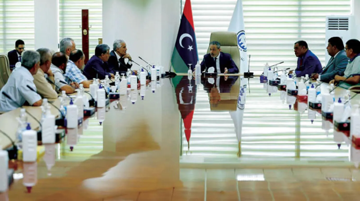 اجتماع مجلس المؤسسة الوطنية للنفط برئاسة بن قدارة (تويتر)