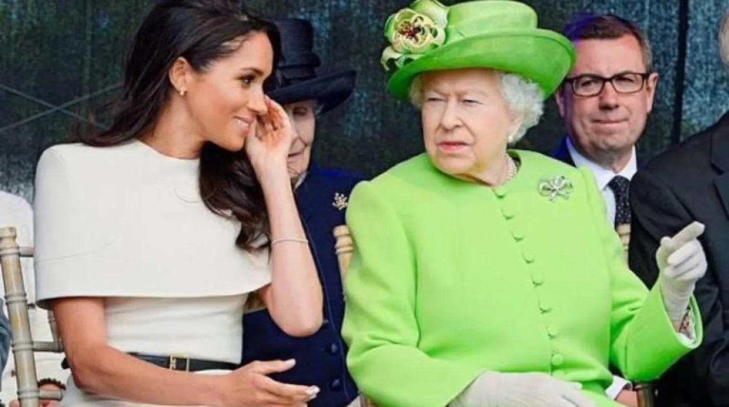الملكة إليزابيث الثانية ملكة بريطانيا وميغان ماركل دوقة ساسكس (أرشيفية - رويترز)