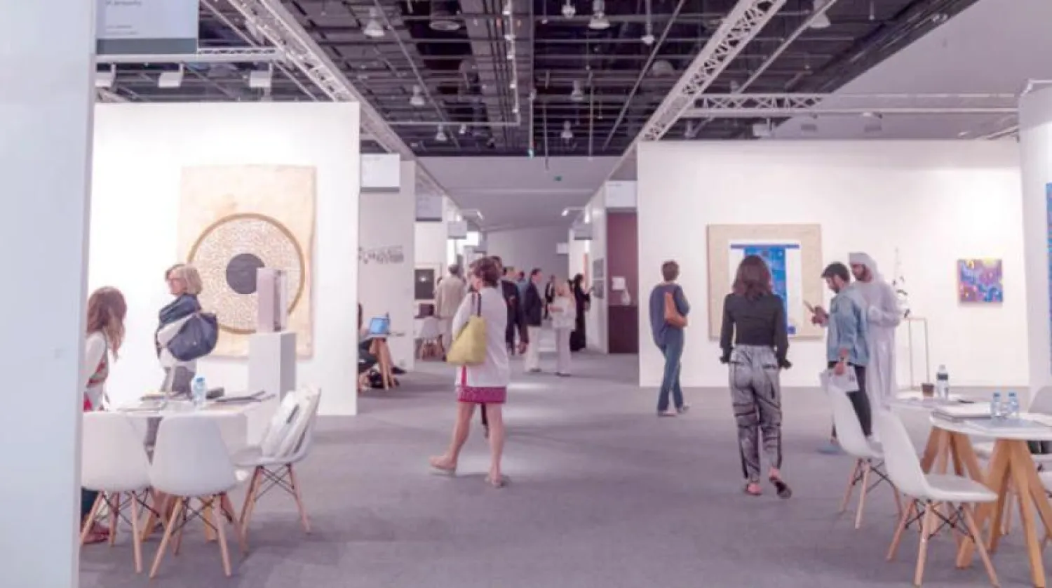Visitors at Abu Dhabi Art Fair 2017 - File Photon/AAWSAT