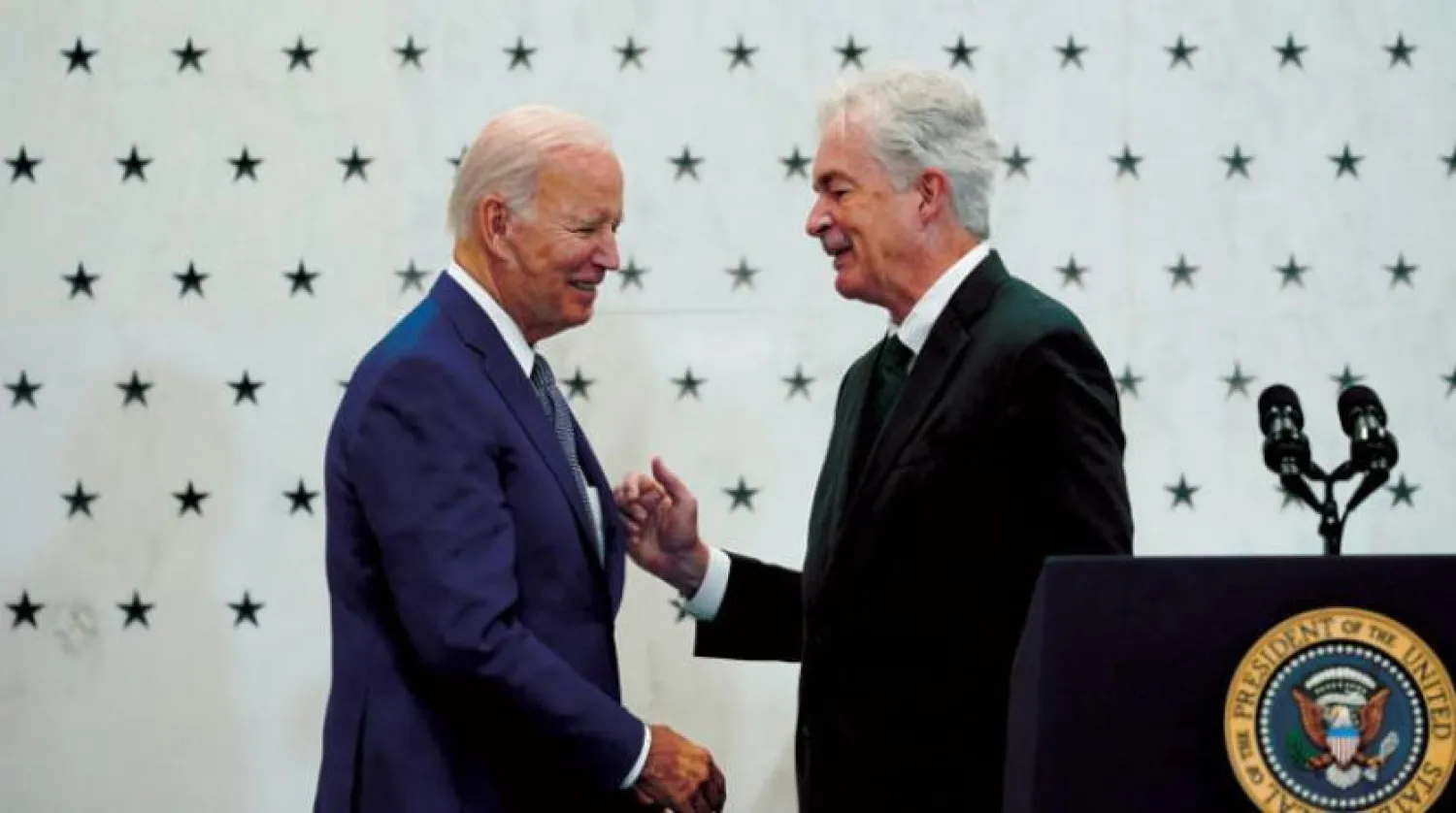 CIA Başkanı William Burns ve ABD Başkanı Joe Biden (AP)