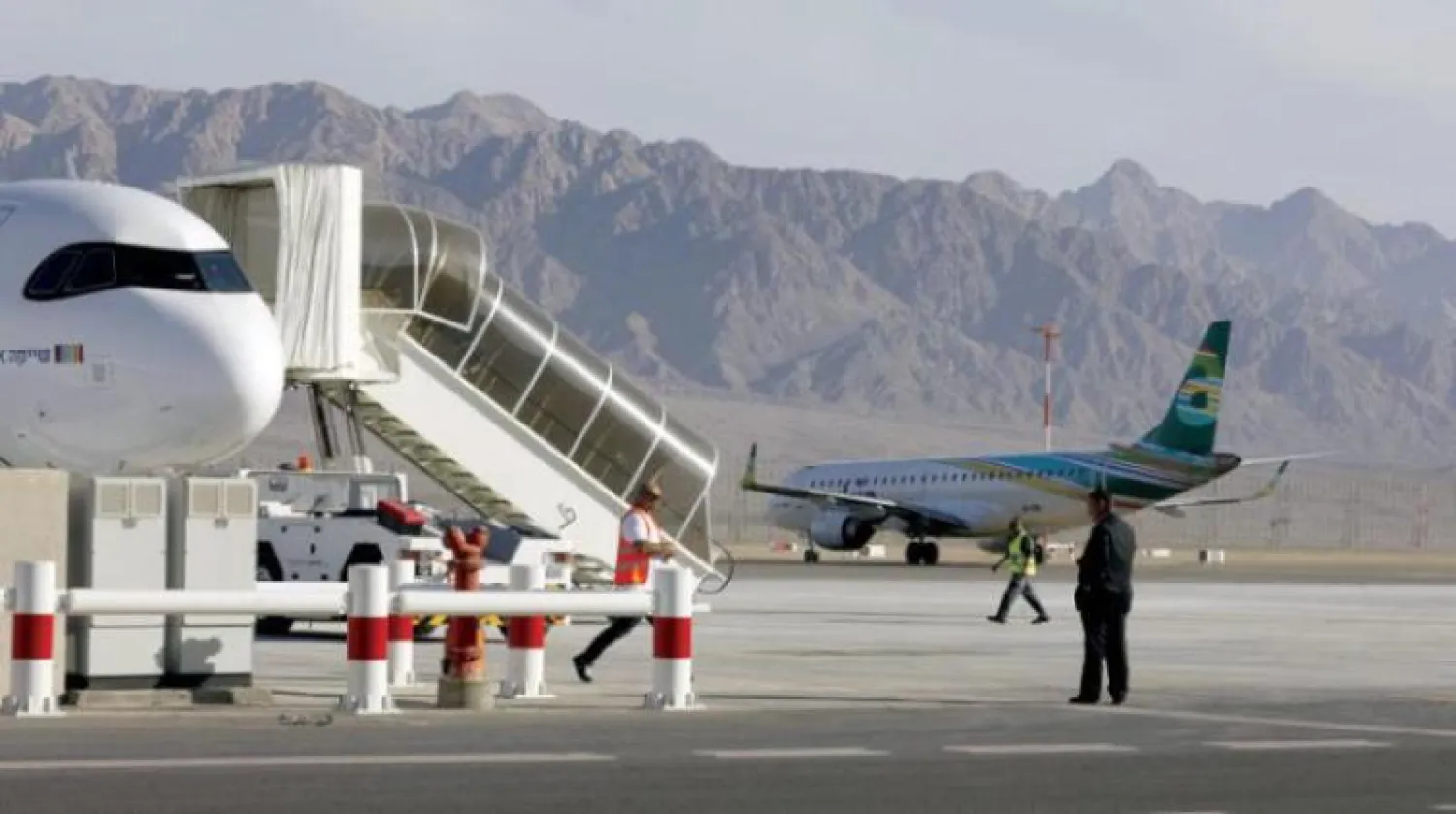 مطار رامون الدولي الجديد شمال مدينة إيلات على البحر الأحمر جنوباً (غيتي)