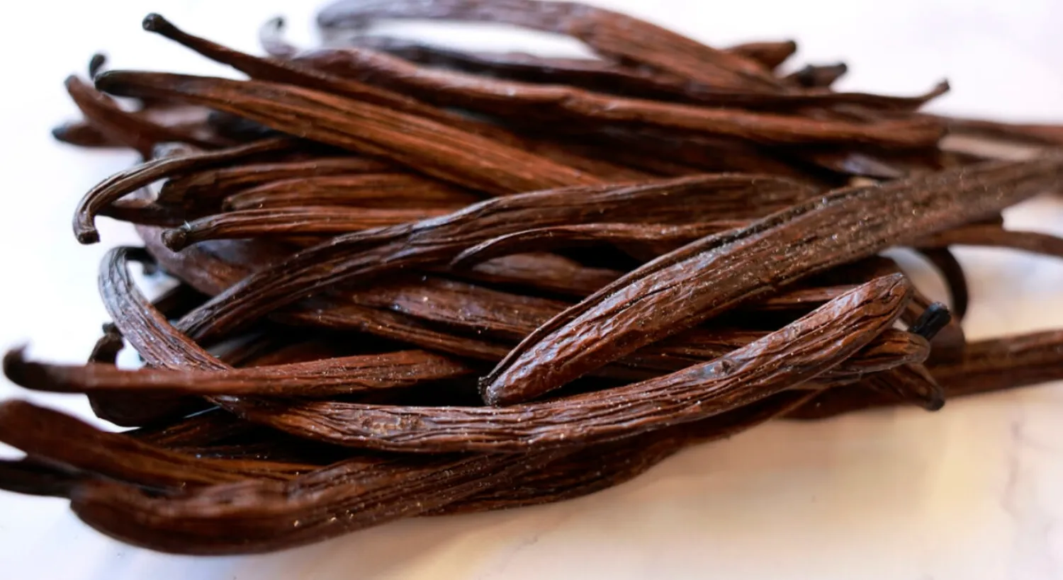 Many mass produced foods, from ice cream to milk shakes to soy milk, are usually flavored with artificial vanilla -- but the real organic stuff is still very expensive and sought-after Menahem KAHANA AFP
