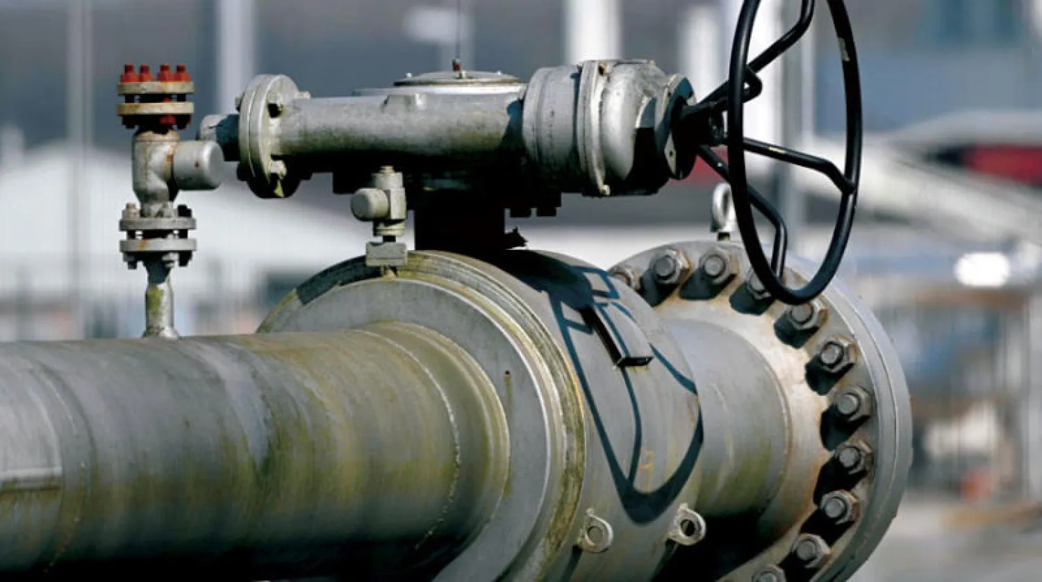 تواجه أوروبا ضغوطاً متزايدة بعد بدء تخفيض غازبروم الروسية التدفقات عبر {نورد ستريم 1} (أ.ف.ب)