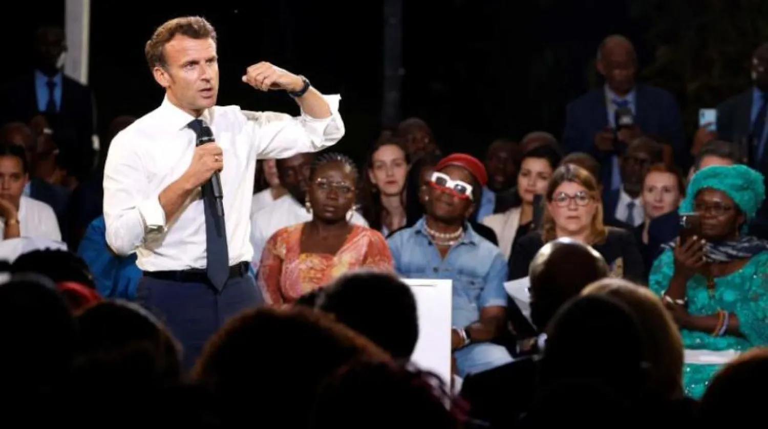 Fransa Cumhurbaşkanı Emmanuel Macron, Kamerun ziyareti sırasında bir konuşma yaptı (AFP)