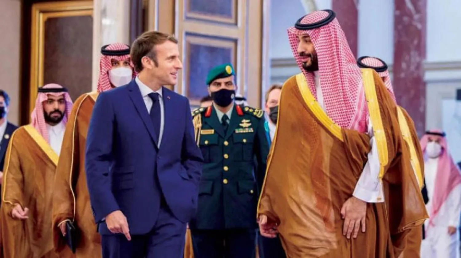Saudi Crown Prince Mohammed bin Salman receiving French President Emmanuel Macron in Jeddah last December. (SPA)