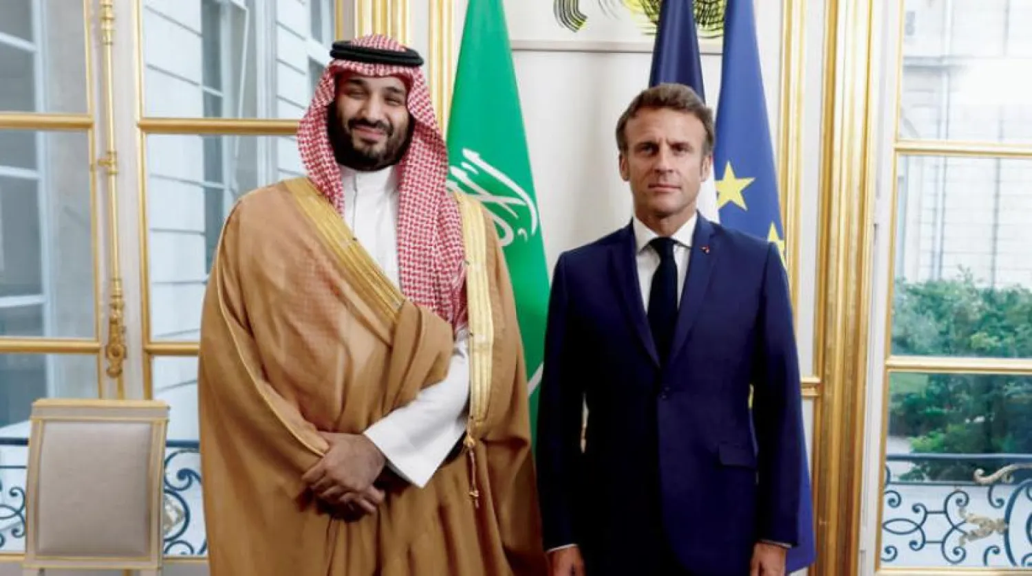 Fransa Cumhurbaşkanı Macron ve konuğu Veliaht Prens Muhammed bin Selman Elysee Sarayı’nda bir araya geldiler. (Reuters) 