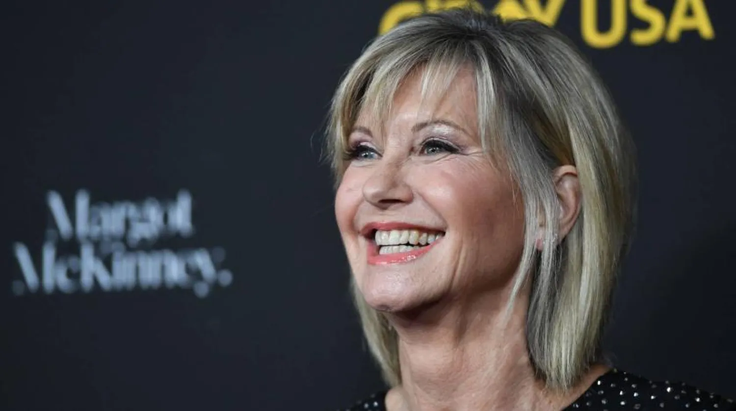 File Photo: Pop star Olivia Newton-John meets fans in Los Angeles in January 2018. | AFP-JIJI
