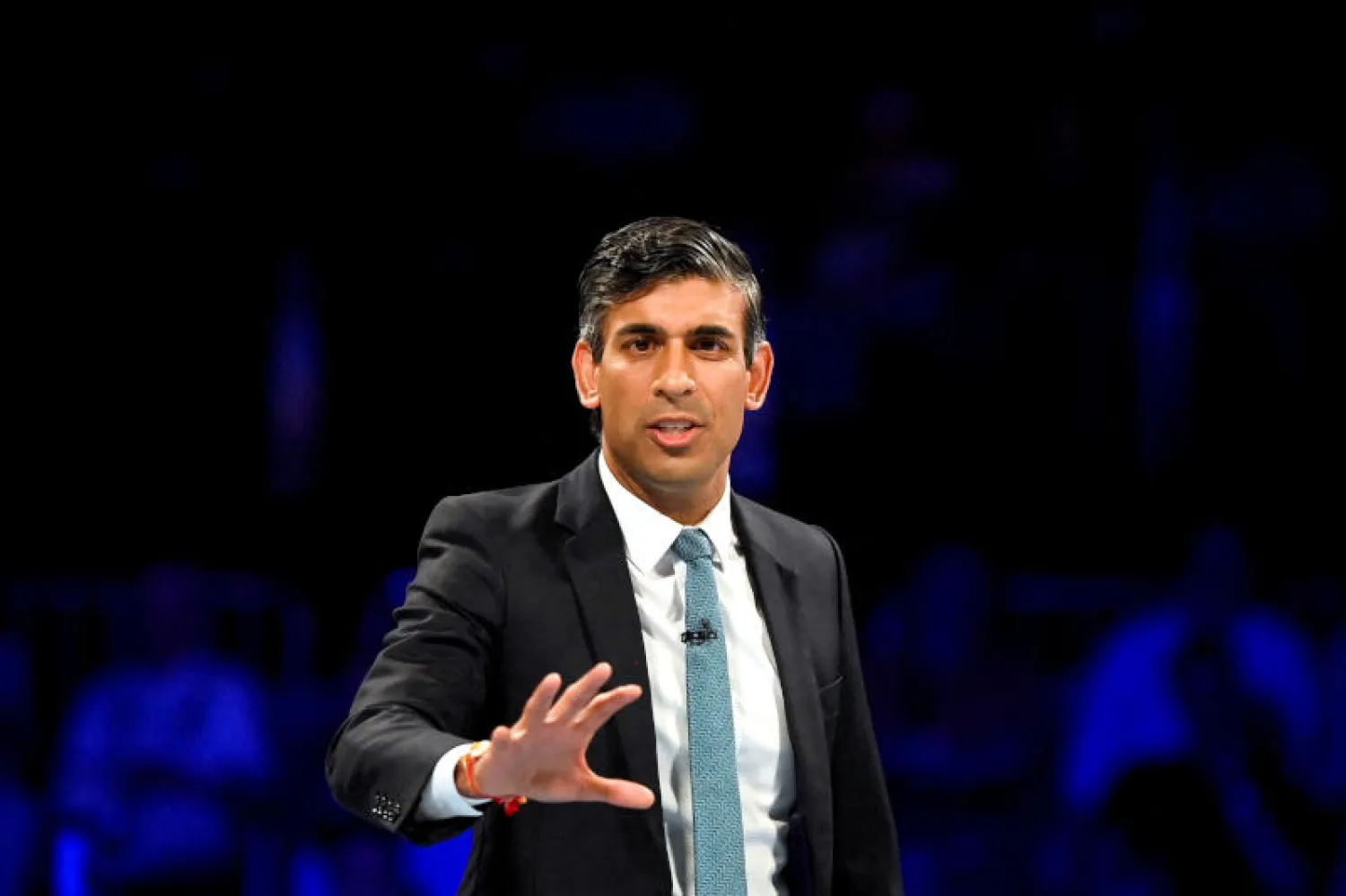 ريشي سوناك وزير الخزانة البريطاني السابق (رويترز)