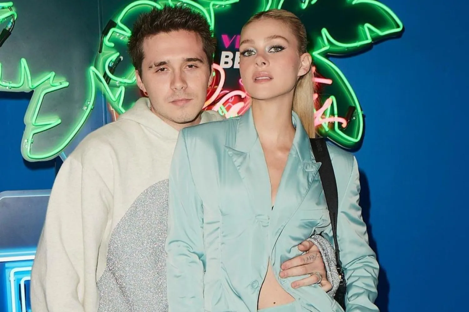 Brooklyn Beckham ve Nicola Peltz, nisanda Florida Palm Beach'te, Peltz'in babasının okyanus manzaralı malikanesinde evlendi (Brooklyn Beckham / Instagram)


