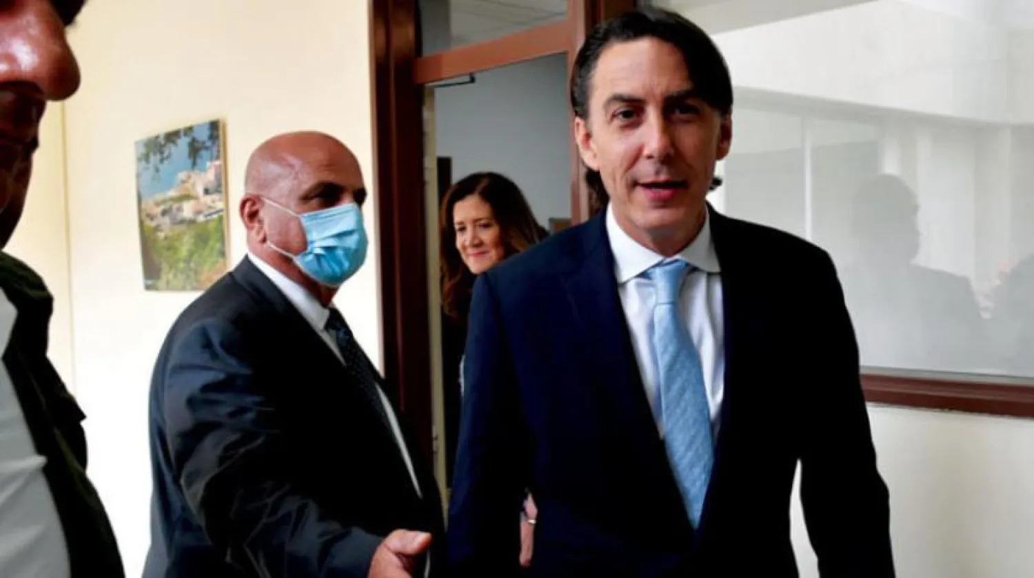 امریکی خصوصی ایلچی آموس ہوچسٹین کو لبنان اور اسرائیل کے درمیان سمندری سرحدوں کی حد بندی کے لئے ایک معاہدے تک پہنچنے کی کوششوں کی قیادت کرتے ہوئے دیکھا جا سکتا ہے (ای پی اے)