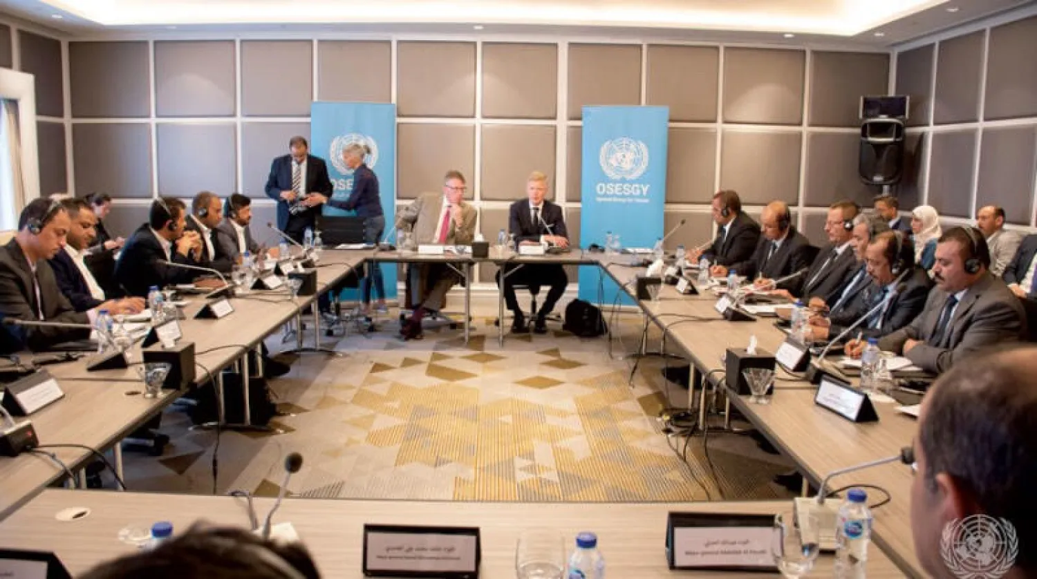 A previous meeting in Amman between representatives of the Yemeni government and the Houthis, in the presence of UN envoy Hans Grundberg (United Nations)