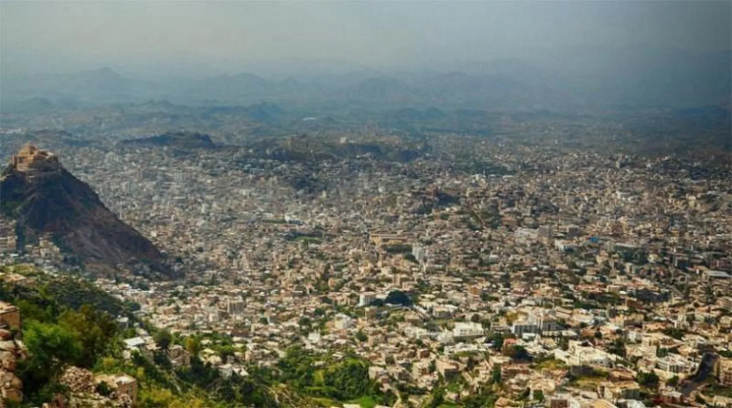 استمر هجوم ميليشيا الحوثي على منطقة الضباب غرب مدينة تعز حتى فجر الاثنين (سبأ)