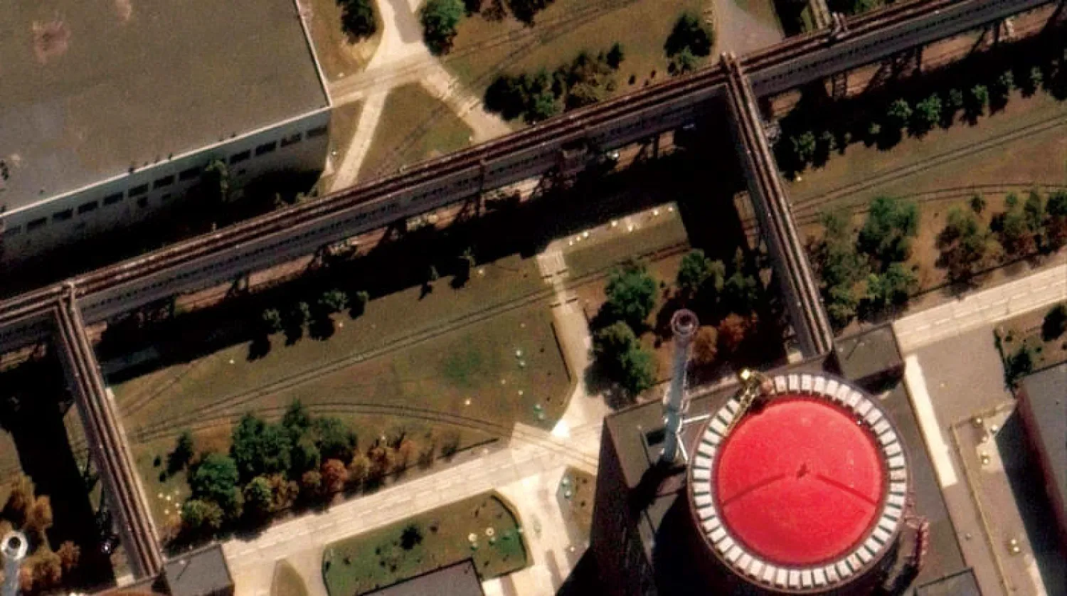 صورة جوية لمحطة زابوريجيا النووية الأوكرانية وهي الأكبر في أوروبا (أ.ف.ب)