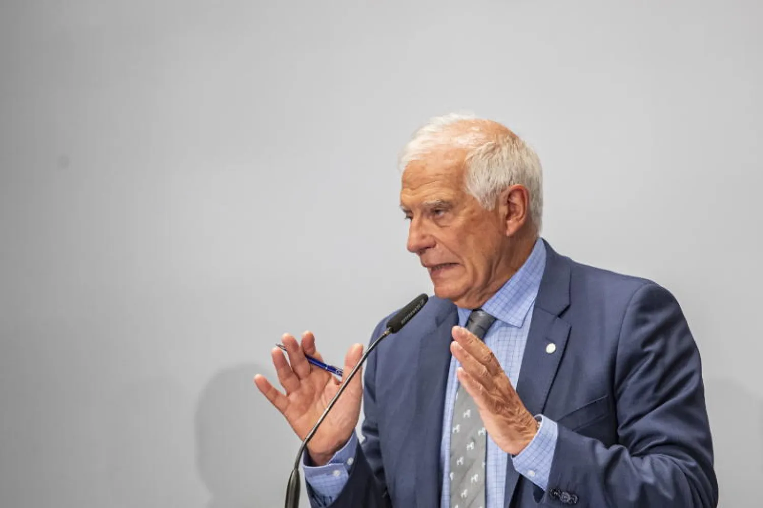 جوزيب بوريل (إ.ب.أ)