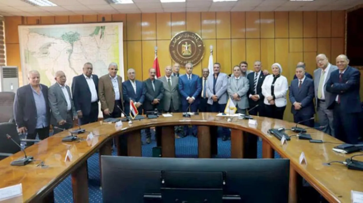 Minister Hassan Shehata held a meeting on Friday to prepare for the work of the forty-eighth round of the Arab Labor Conference (Egyptian Cabinet)