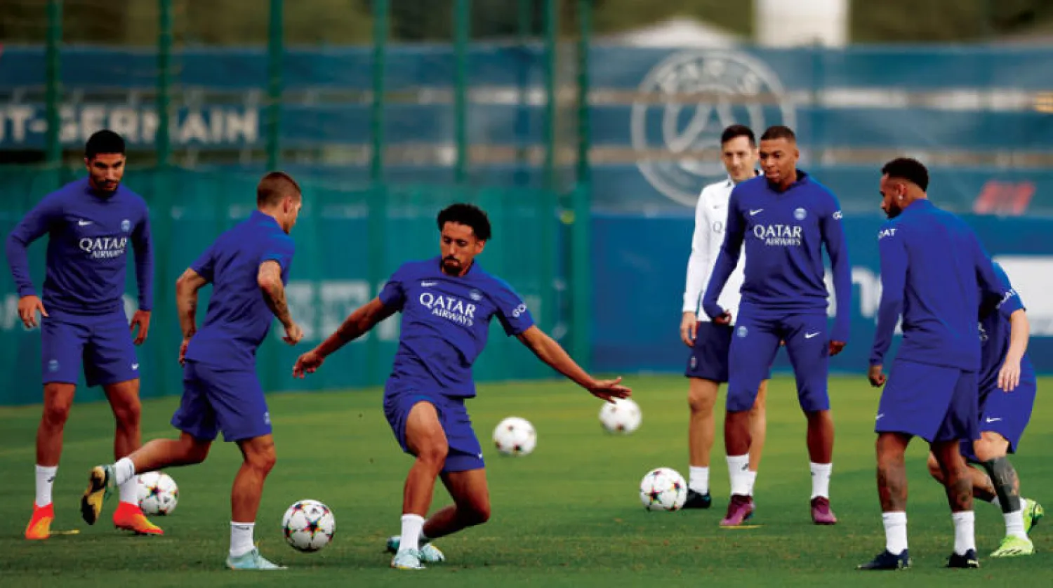 كتيبة نجوم سان جيرمان خلال التدريب استعداداً لمواجهة يوفنتوس (إ.ب.أ)