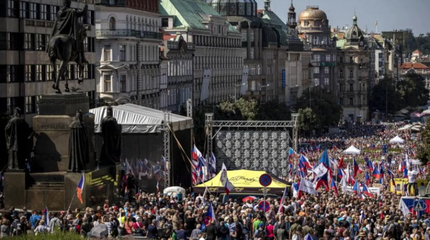 Çek hükümeti, Ukraynalılara vatandaşlarından daha fazla ilgi gösterdiği gerekçesiyle Prag’da protesto edildi (EPA)