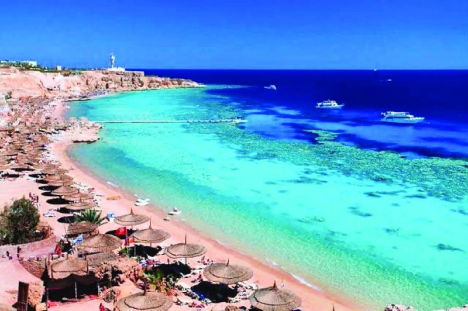 شرم الشيخ أحد أبرز المقاصد السياحية الجاذبة للسائحين الأجانب (صفحة وزارة السياحة والآثار على فيسبوك)