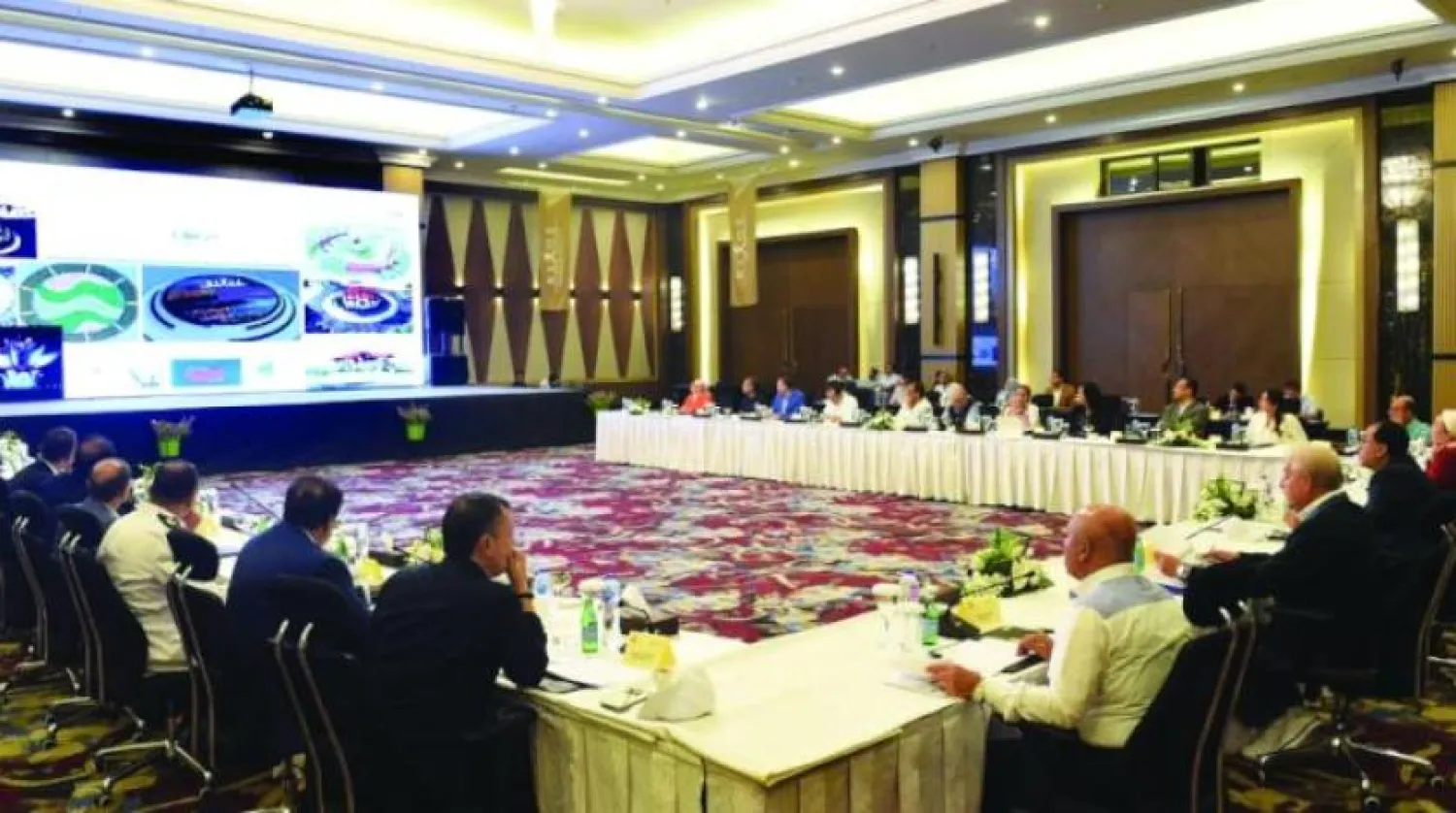 Egyptian Prime Minister Mostafa Madbouly with a group of tourist investors in Sharm El-Sheikh (Asharq Al-Awsat)
