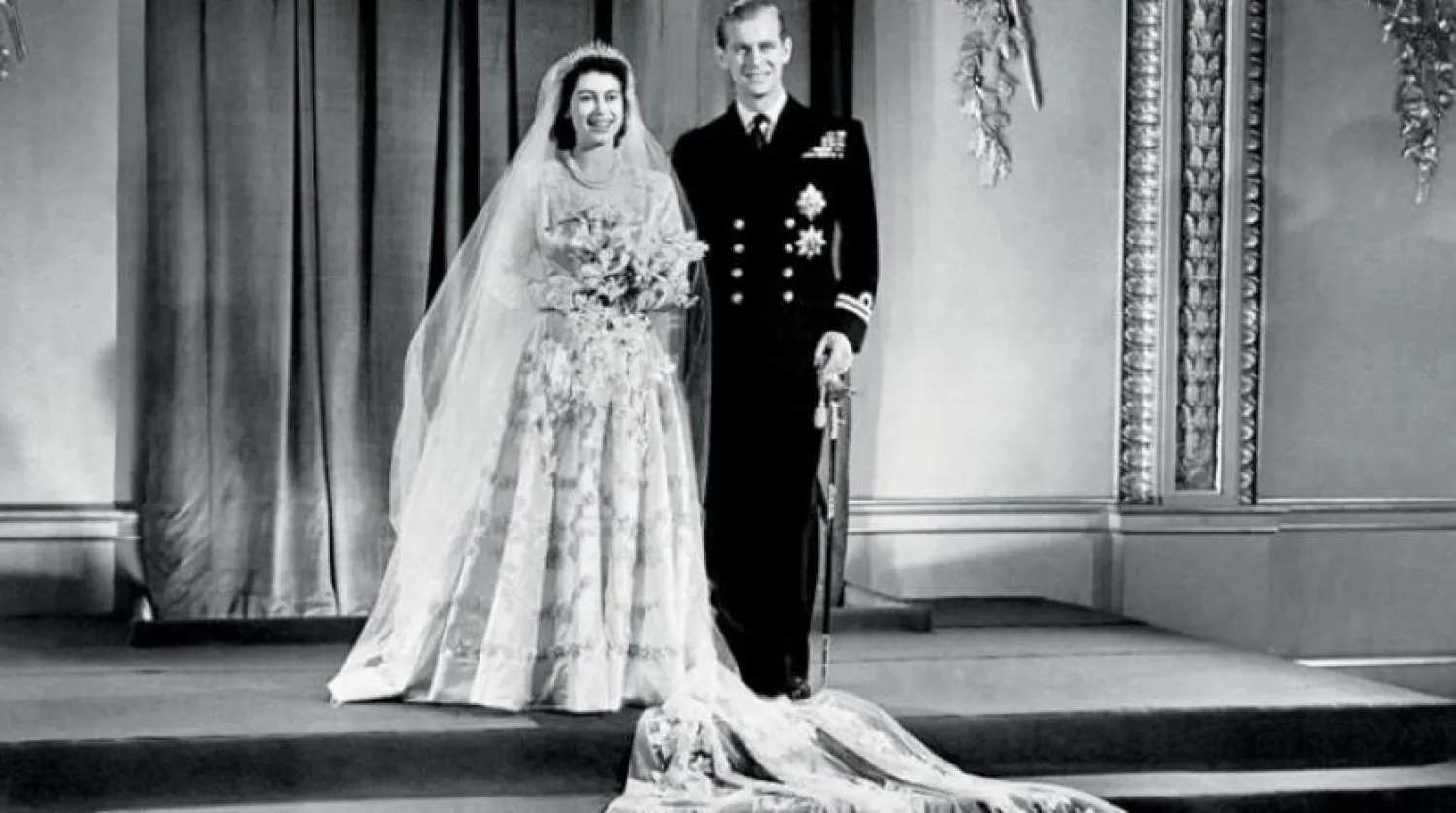 The official wedding picture of Princess Elizabeth and her new husband the Duke of Edinburgh, after their return to Buckingham Palace in November, 1947. dpa
