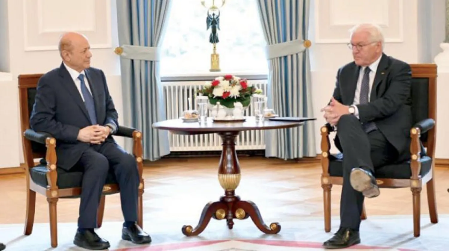 Almanya Cumhurbaşkanı'nın Çarşamba günü Berlin'de Başkanlık  Konseyi Başkanı ile yaptığı görüşmeden (SABA)