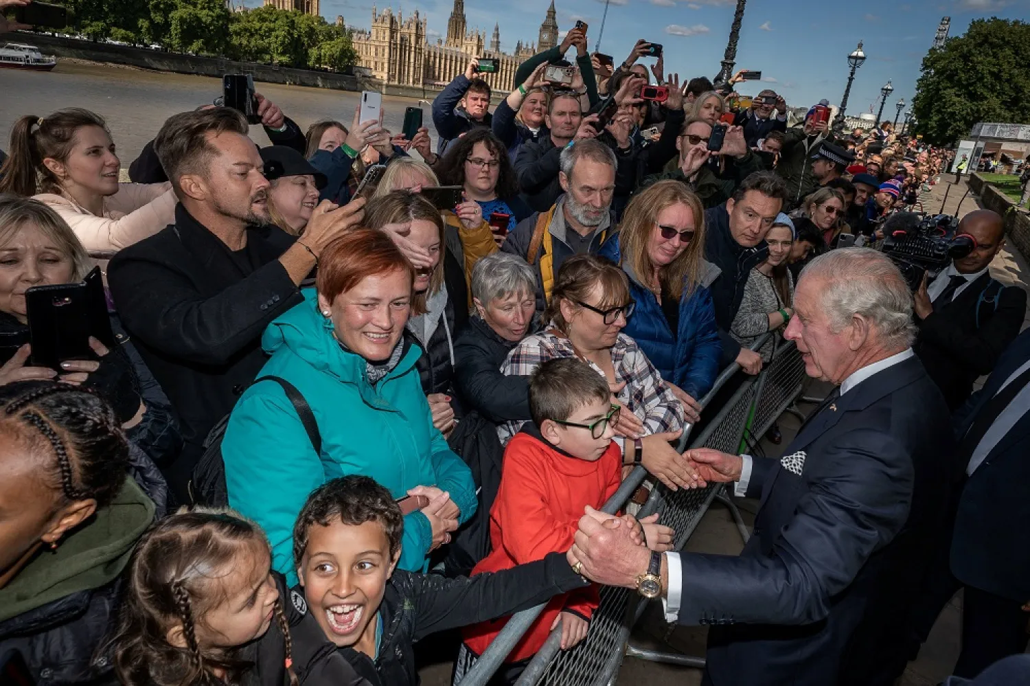 King Charles, William Greet Well-Wishers in Queen’s Queue