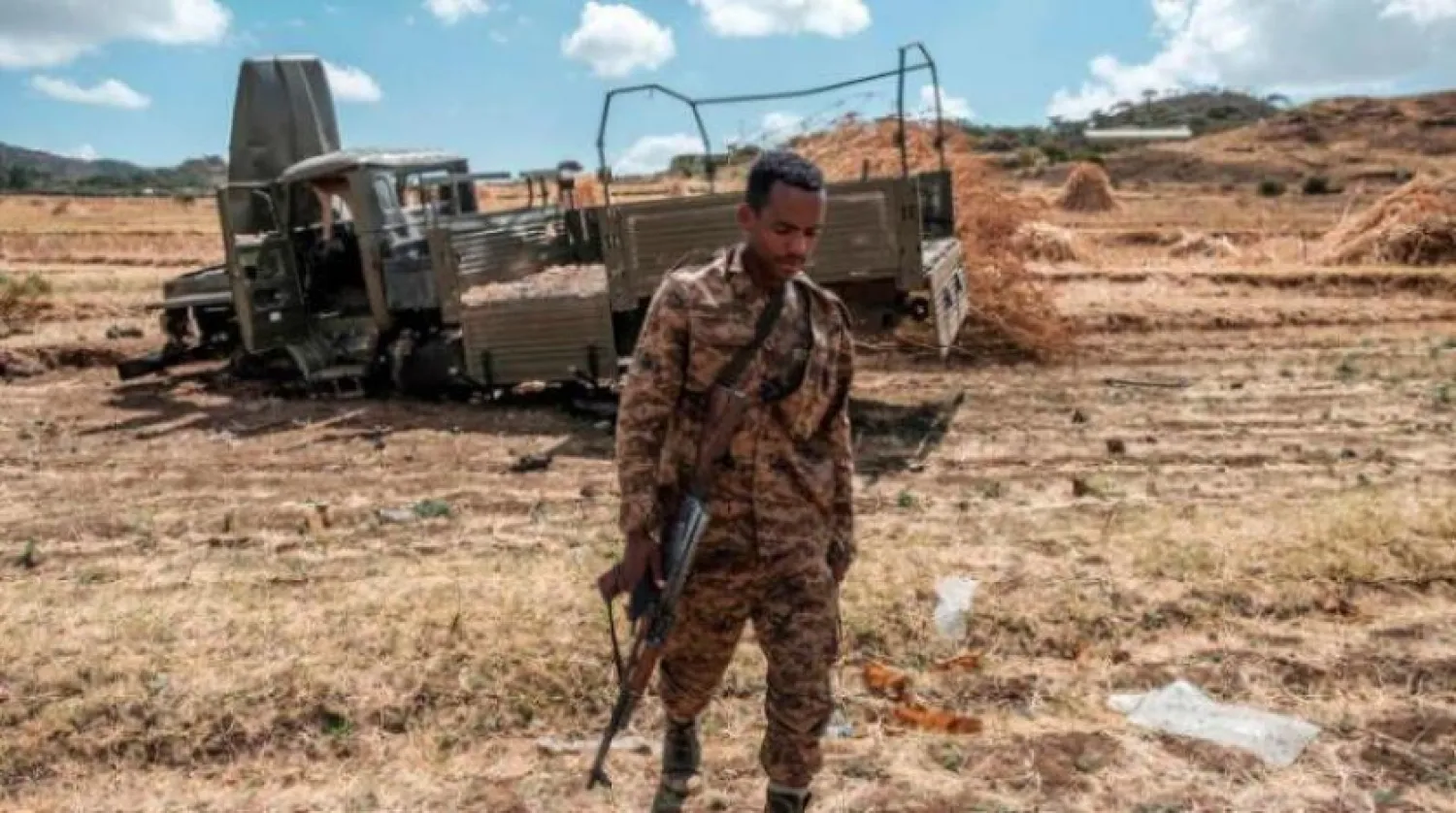 Tigray bölgesinde bir Etiyopya askeri (Reuters_Arşiv)
