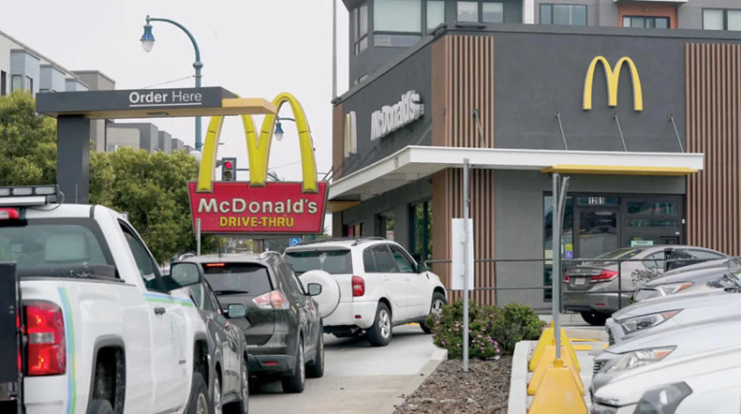 مطعم «ماكدونالدز» في سان فرانسيسكو (أ.ب)