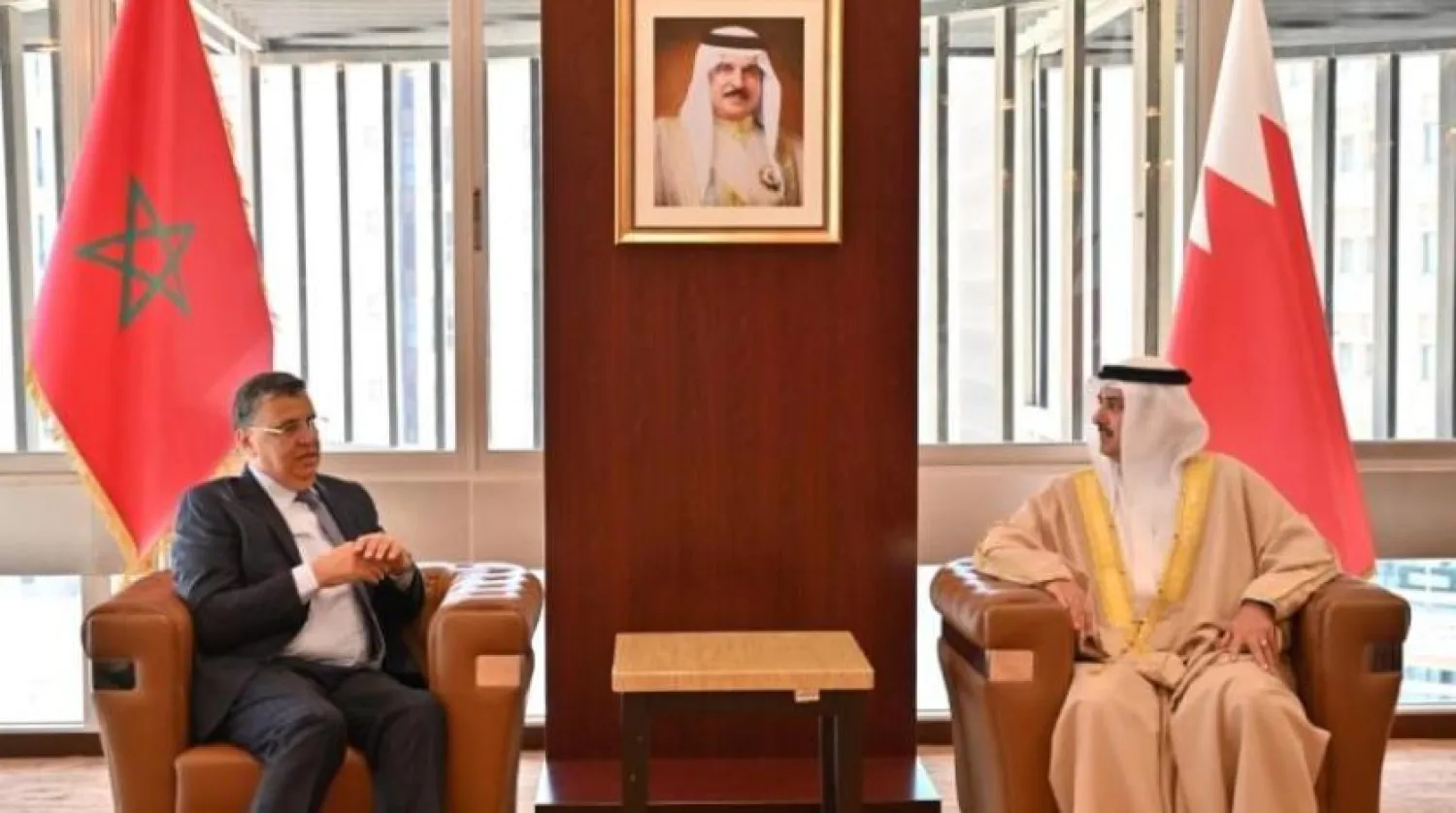 Bahreyn Adalet Bakanı Nevaf el Mavde, Faslı mevkidaşı Abdullatif Vehbi ile Manama’da bir araya geldi (Şarku’l Avsat)