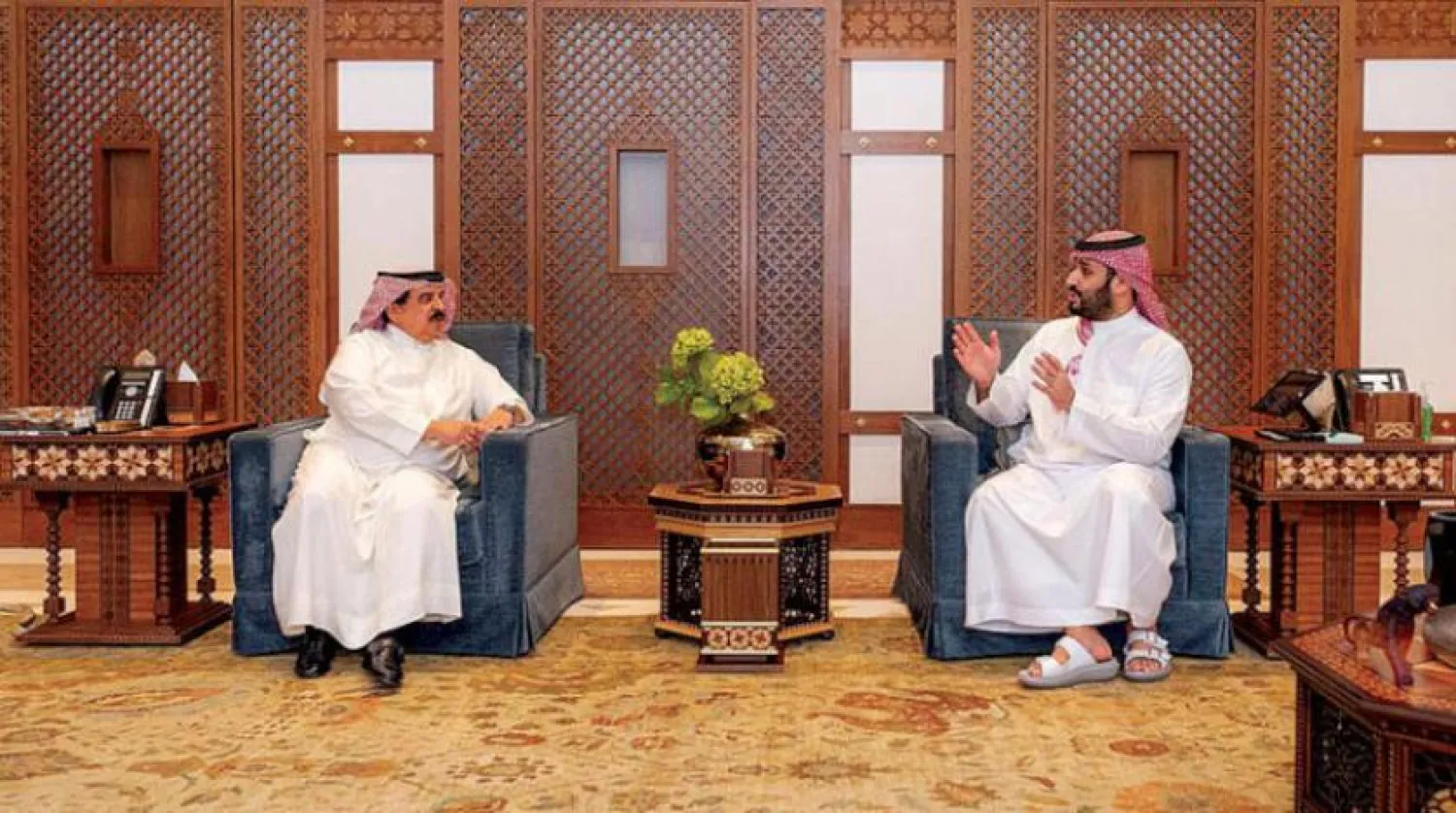 Crown Prince Mohammed bin Salman bin Abdulaziz met with Bahrain’s King Hamad bin Isa Al Khalifa. SPA