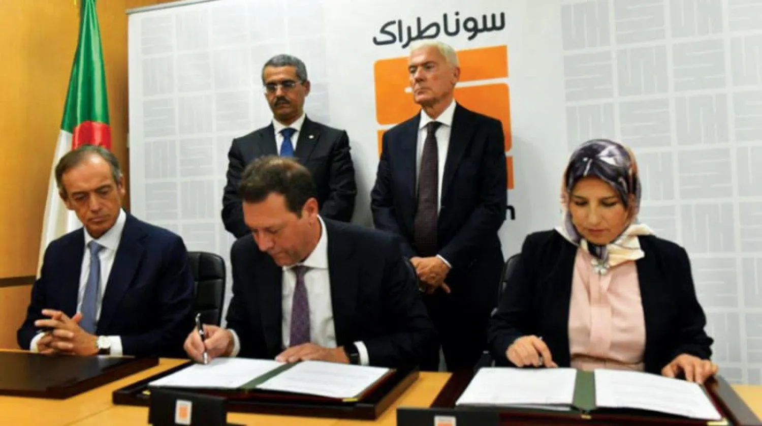 جانب من حفل اتفاقات الغاز التي أبرمت أول من أمس (سوناطراك)