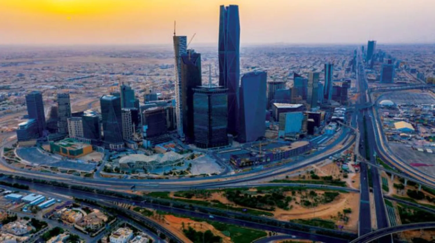 The Ministry of Finance disclosed estimates of Saudi budgets with sustainable surpluses until 2025. (Asharq Al-Awsat)


