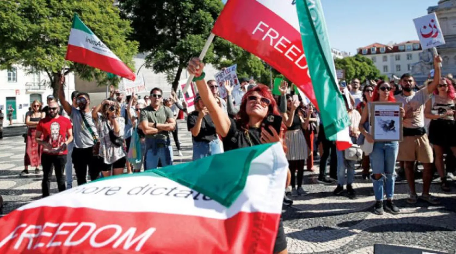 İranlı protestocularla dünya çapında dayanışma gösterileri