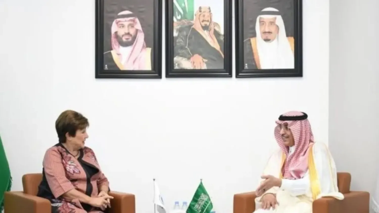 Saudi Finance Minister Mohammed Al-Jadaan meets with IMF Managing Director Kristalina Georgieva. (Asharq Al-Awsat)