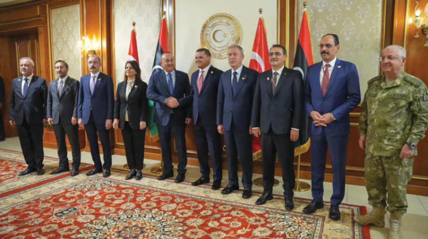 الدبيبة مستقبلاً الوفد التركي في طرابلس أول من أمس (حكومة الوحدة)