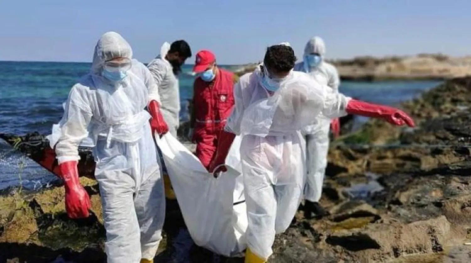 Cenazenin nakli (Libya Kızılay Derneği - Sabrata Şubesi)