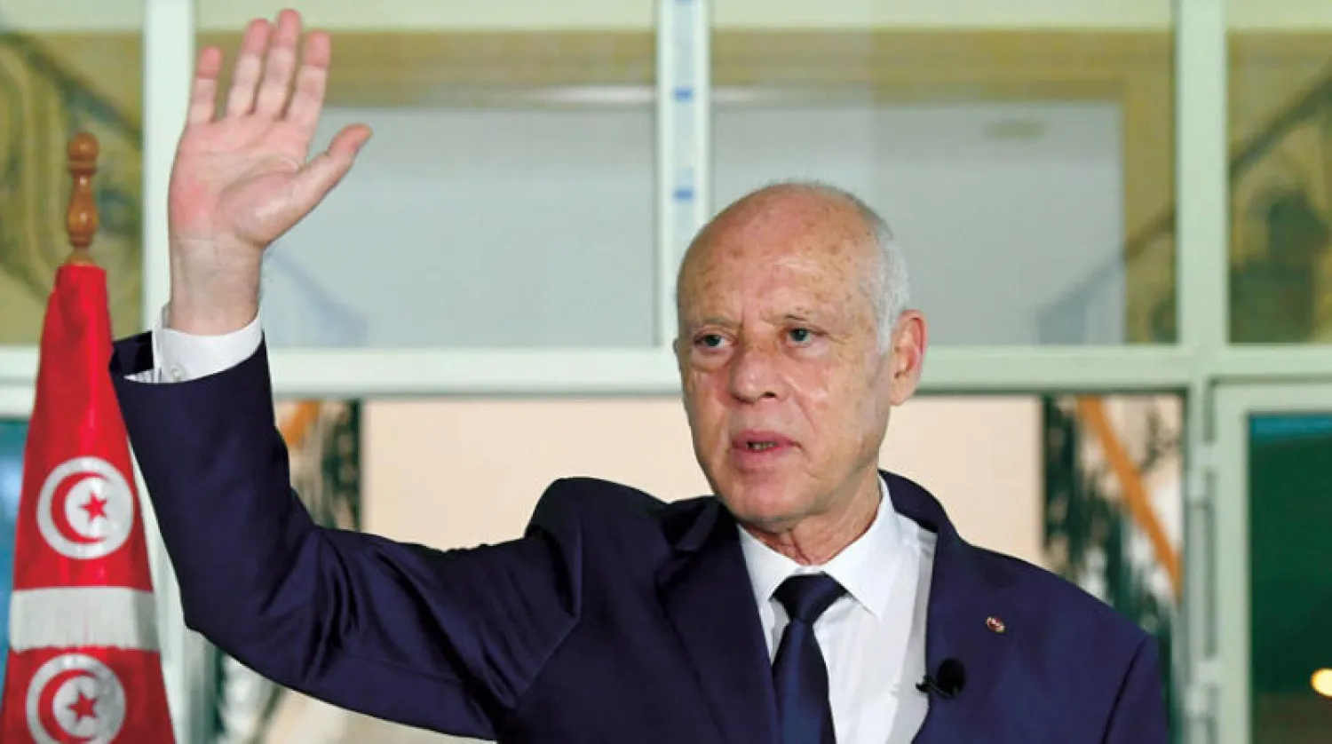 مشاورات الأحزاب جاءت بهدف ترسيخ بديل لمشروع الرئيس قيس سعيد السياسي (أ.ب)