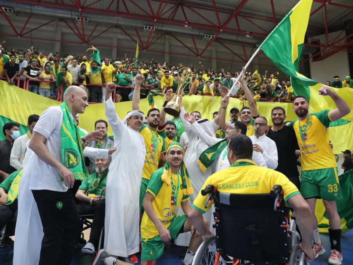 يستعد فريق الخليج للمشاركة في سوبر غلوب (تصوير: عيسى الدبيسي)