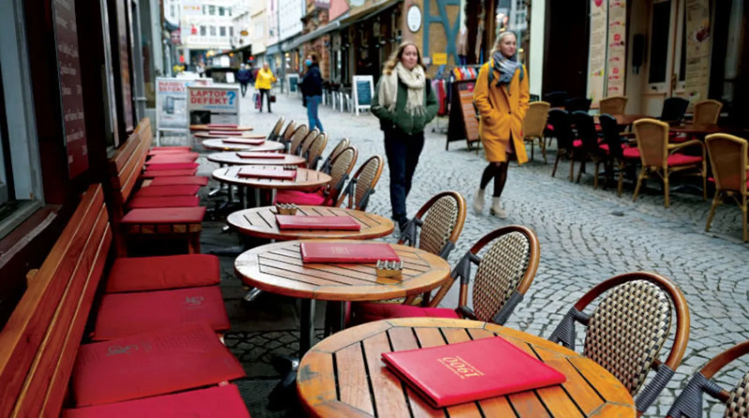 تراجعت معنويات المستثمرين في منطقة اليورو للشهر الثالث على التوالي في أكتوبر (رويترز)