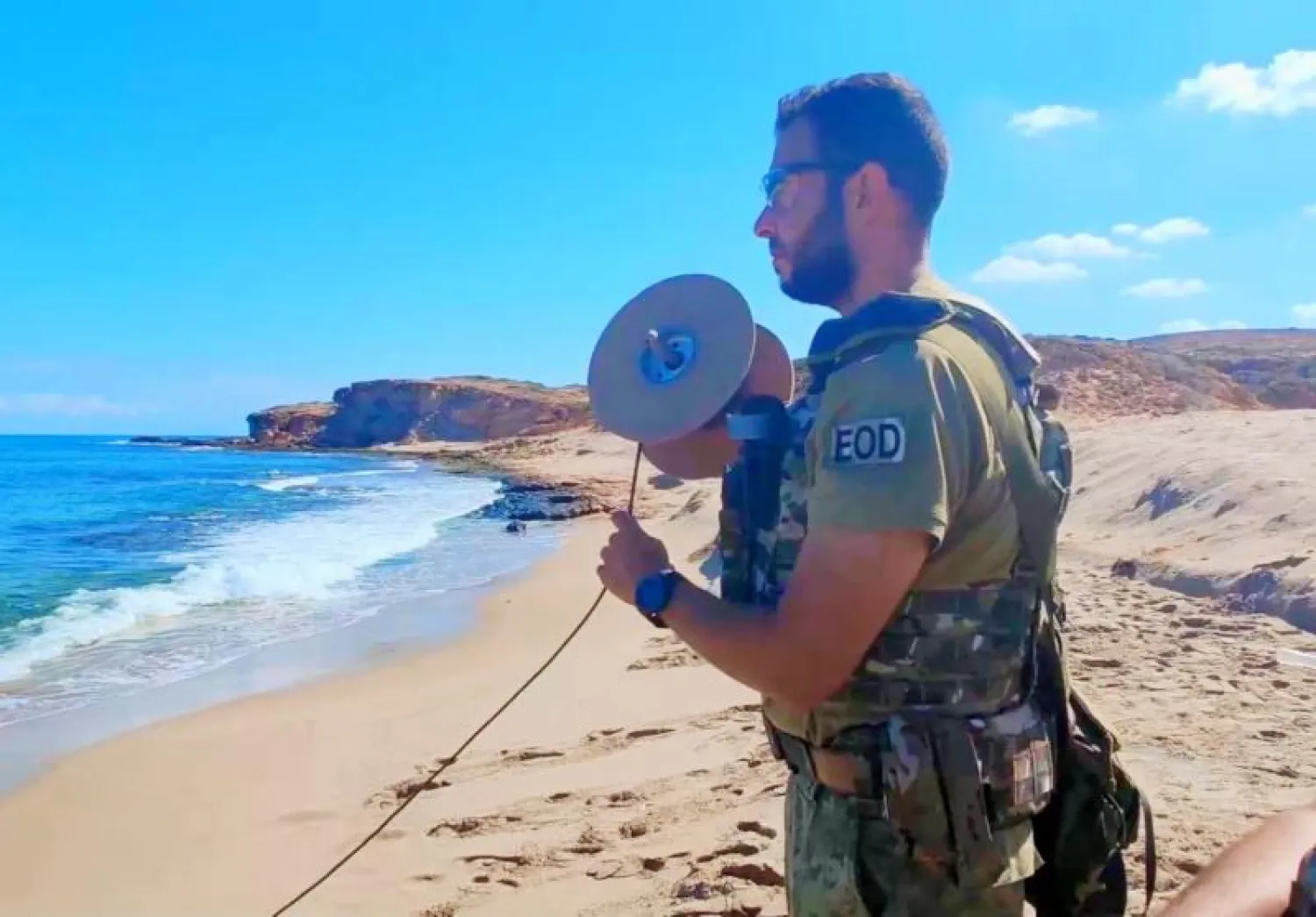 جانب من عملية سحب الألغام البحرية في غرب ليبيا (جهاز حرس السواحل وأمن الموانئ)