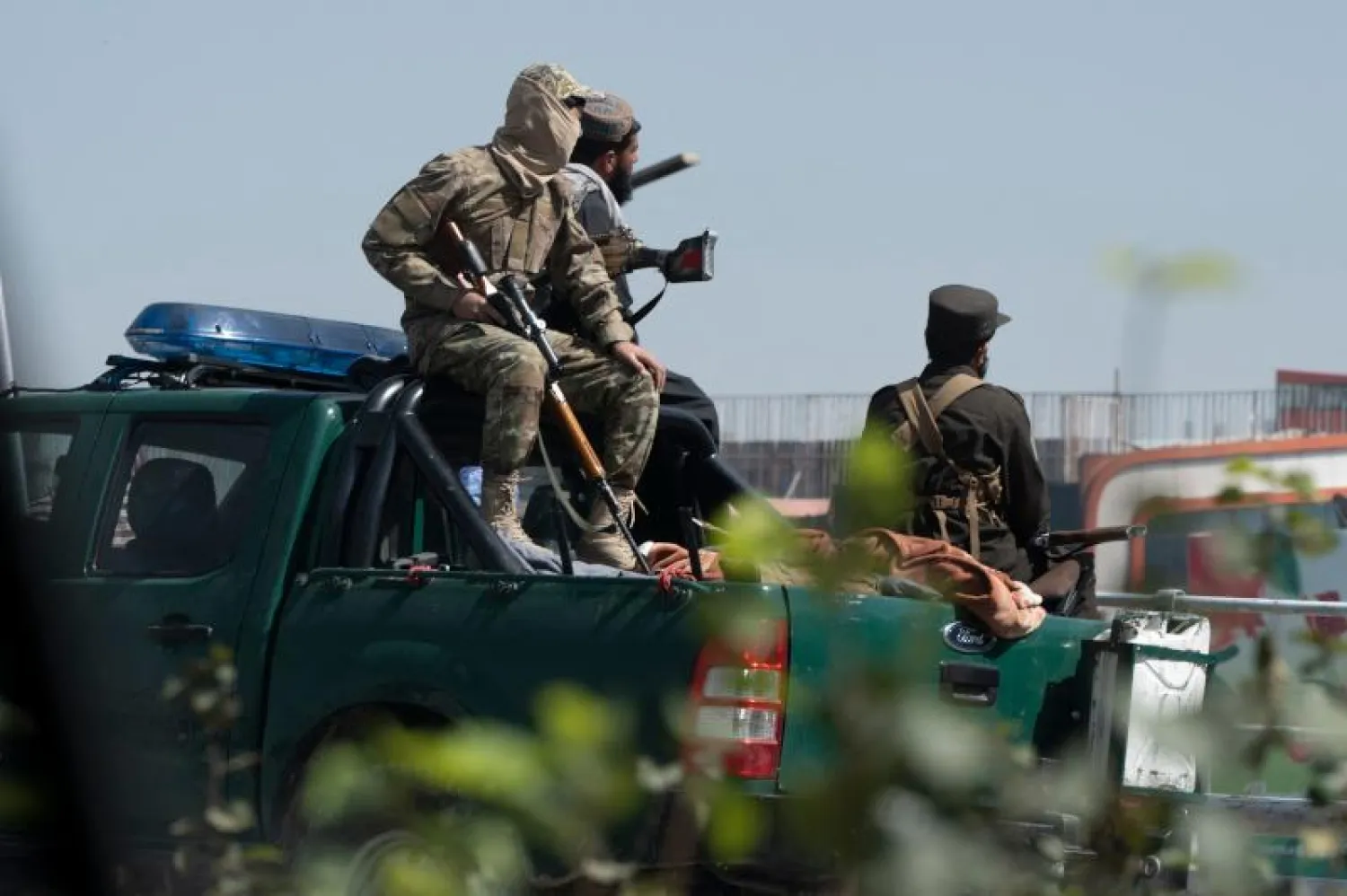 أفراد من حركة «طالبان» في كابل (أ.ف.ب)