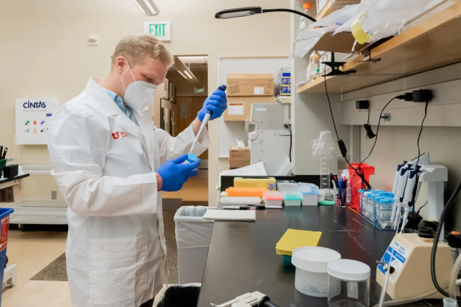 بنجامين مايرز الأستاذ في معهد هانتسمان للسرطان بجامعة يوتا (جامعة يوتا)