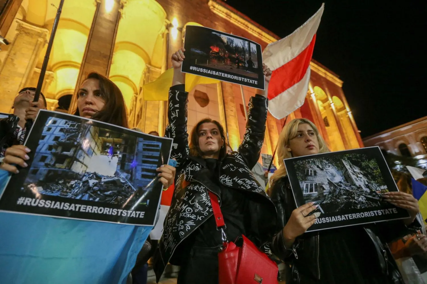 Gürcistan'ın başkenti Tiflis'te 10 Ekim'de Rusya karşıtı bir gösteri daha düzenlendi (Reuters)